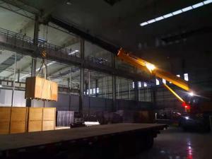 3D曲顯光電項目設(shè)備室內(nèi)搬運(yùn)就位工程